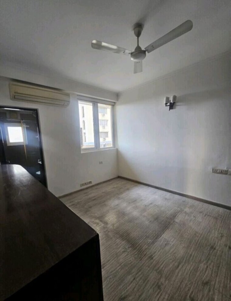 Room, dlf-belvedere-towers 4 Bedroom 2245 Sq.Ft. Apartment In Sector 24 Gurgaon 10434680