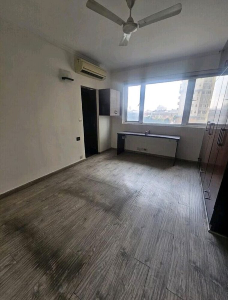 Room, dlf-belvedere-towers 4 Bedroom 2245 Sq.Ft. Apartment In Sector 24 Gurgaon 10434680