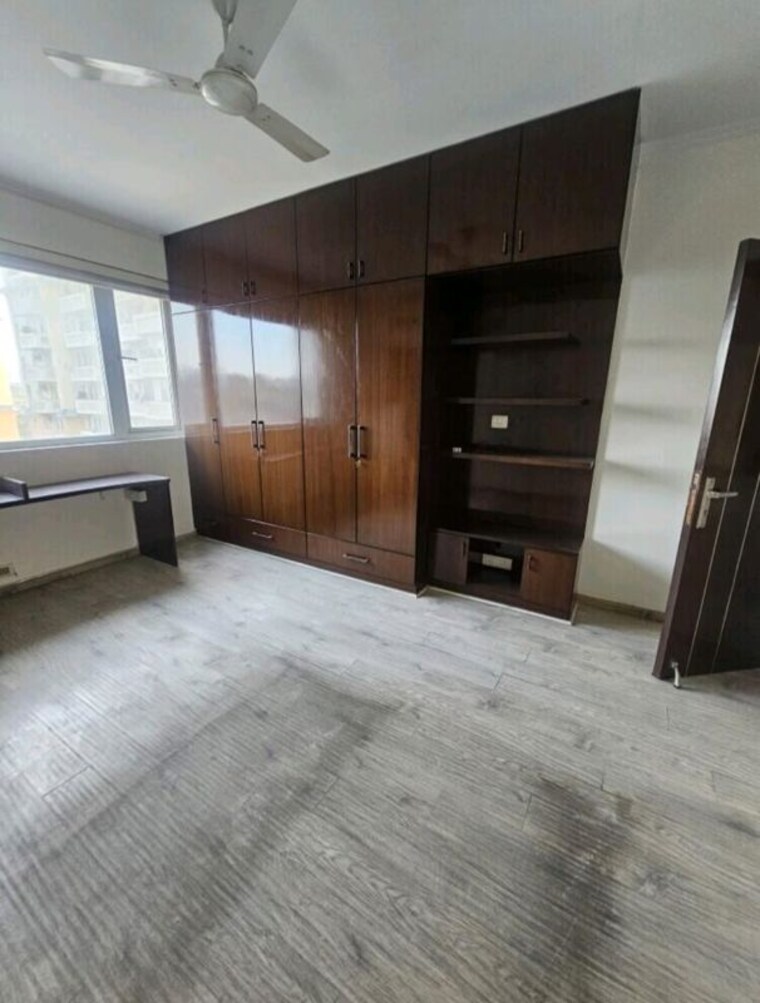 Room, dlf-belvedere-towers 4 Bedroom 2245 Sq.Ft. Apartment In Sector 24 Gurgaon 10434680