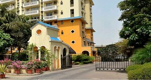 4 BHK Apartment – Exterior View View at DLF Belvedere Towers, Sector 24 - for Rent