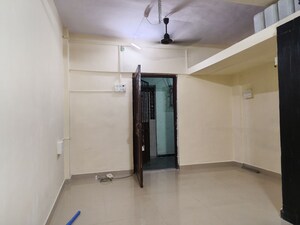 Room in 1 RK Apartment at Aashirwad Apartment Andheri, Andheri East – for Rent