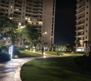 4 BHK Apartment – Exterior View View at DLF The Crest, Sector 54 - for Rent