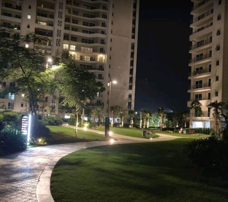 Exterior View, dlf-the-crest 4 Bedroom 4022 Sq.Ft. Apartment In Sector 54 Gurgaon 10434702