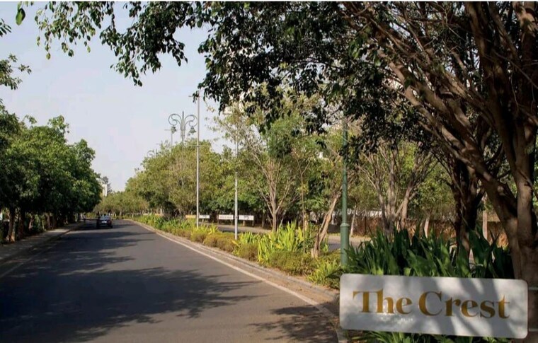 Balcony, dlf-the-crest 4 Bedroom 4022 Sq.Ft. Apartment In Sector 54 Gurgaon 10434702