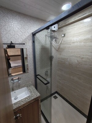 Furnished Amenities in 3.5 BHK Apartment at Ekta Tripolis, Goregaon West – for Rent