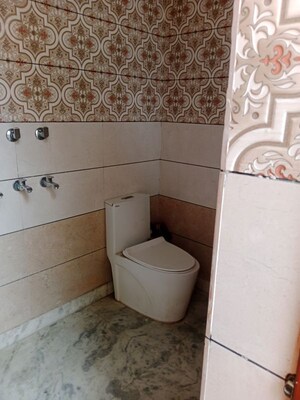 Bathroom in 3 BHK Builder Floor at Sector 18 – for Rent