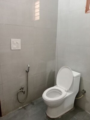 Bathroom in 2 BHK Builder Floor at Sector 18 – for Rent