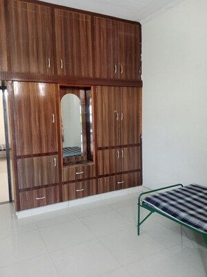 Furnished Amenities in 3 BHK Builder Floor at Parsvnath Paliwal City – for Rent