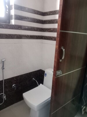 Furnished Amenities in 2 BHK Builder Floor at Huda – for Rent