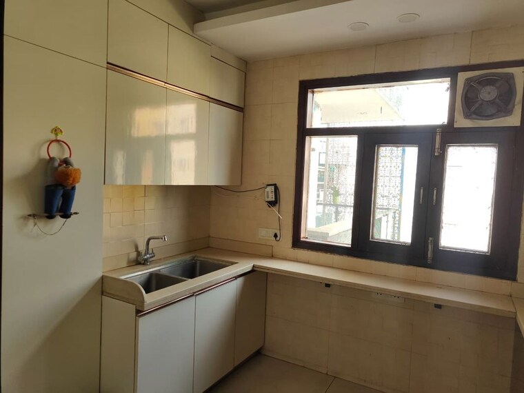Kitchen, conscient-heritage-max 3 Bedroom 1942 Sq.Ft. Apartment In Sector 102 Gurgaon 10434759