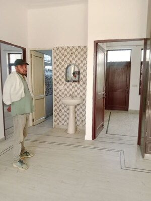 Bathroom in 2 BHK Builder Floor at Sector 18 – for Rent