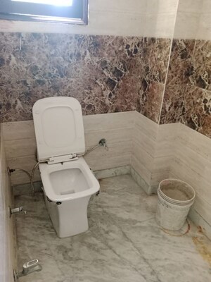 Bathroom in 2 BHK Builder Floor at Ansals Sushant City – for Rent