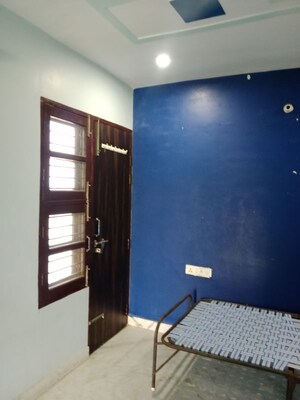 1 BHK Builder Floor For Rent in Sector 18