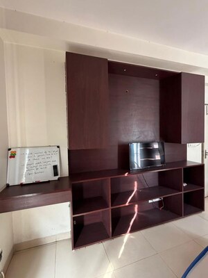 Room in 2 BHK Builder Floor at Ace Palm Floors, Sector 89 – for Rent