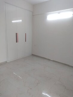 2.5 BHK + Study Room Apartment For Sale in Imperia Esfera
