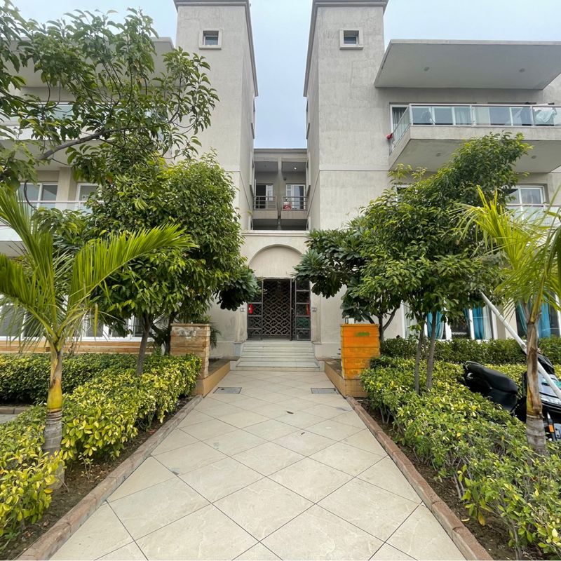 3 BHK + Servant Room,Extra Room 2647 Sq.Ft. Apartment in BPTP Amstoria Country Floor