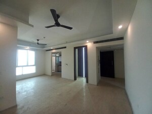 Room in 3.5 BHK Apartment at Mahagun Mezzaria, Sector 78 – for Sale