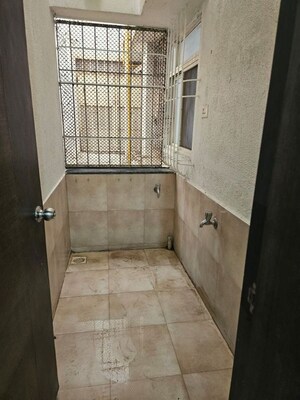 Bathroom in 2 BHK Apartment at Majestic Towers, Katraj – for Rent