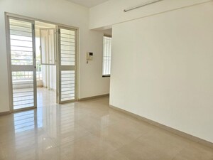 2 BHK Apartment For Rent in Majestic Towers, Katraj