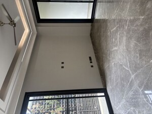 Furnished Amenities in 4 BHK Builder Floor at Safdarjung Enclave – for Sale