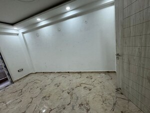 Room in 2 BHK Apartment at MKS Shiva Market, Pitampura – for Rent