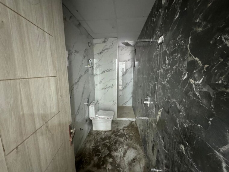 Bathroom, awas-vikas 2 Bedroom 1200 Sq.Ft. Apartment In Gomti Nagar Lucknow 10434927