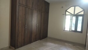 Room in 3 BHK Builder Floor at Jubilee Hills – for Rent