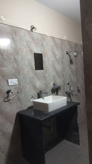 Team Area in 3 BHK Builder Floor at Jubilee Hills – for Rent