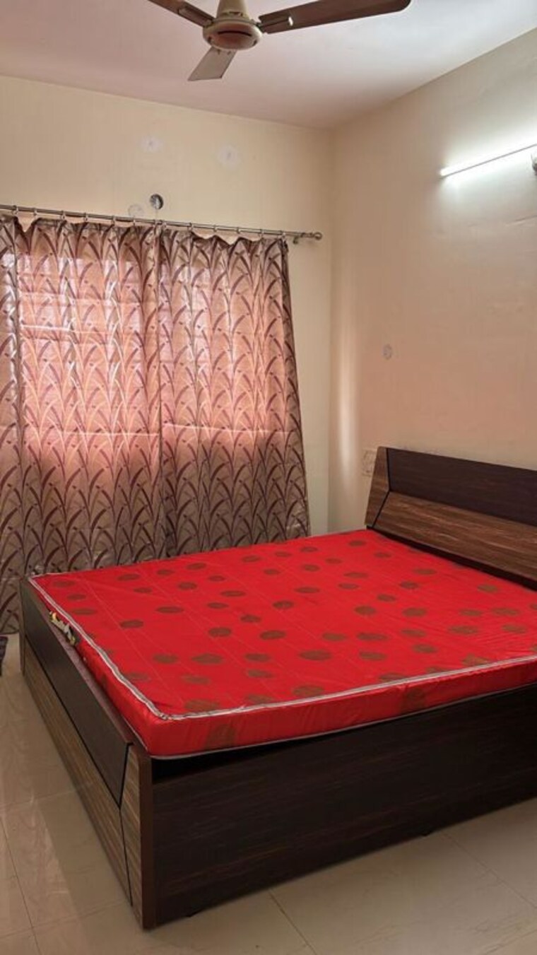 Bedroom, upavp-bhagirathi-enclave 3 Bedroom 1750 Sq.Ft. Apartment In Raebareli Road Lucknow 10434977