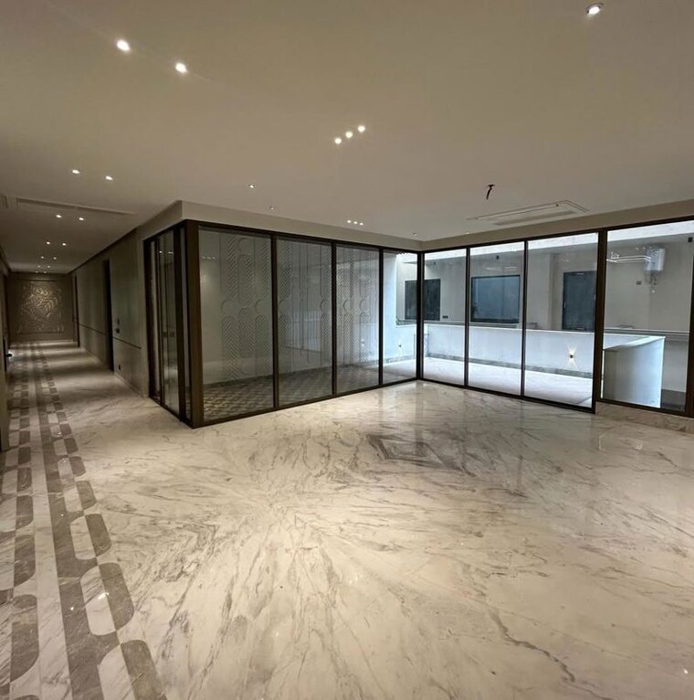 Room, south extension ii 4 Bedroom 9000 Sq.Ft. Builder Floor In South Extension ii Delhi 10434940