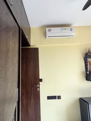 Furnished Amenities in 2 BHK Apartment at Omkar Ananta, Goregaon East – for Rent