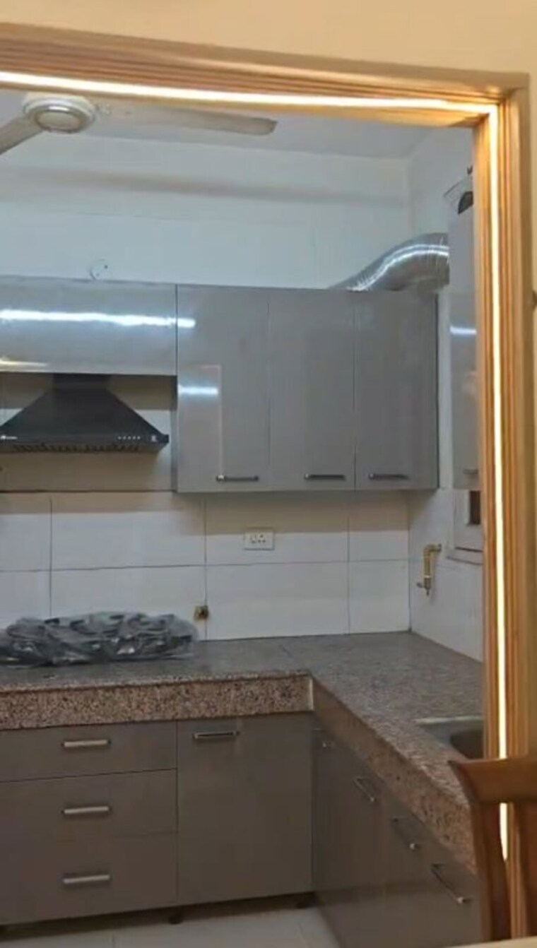 Kitchen, sbp-housing-park 2 Bedroom 900 Sq.Ft. Apartment In Central Derabassi Chandigarh 10435043