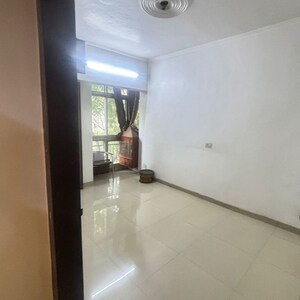 Room in 3 BHK Apartment at Ip Extension – for Sale