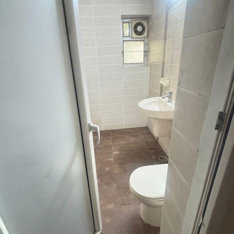 Bathroom, ip extension 3 Bedroom 1325 Sq.Ft. Apartment In Ip Extension Delhi 10432843