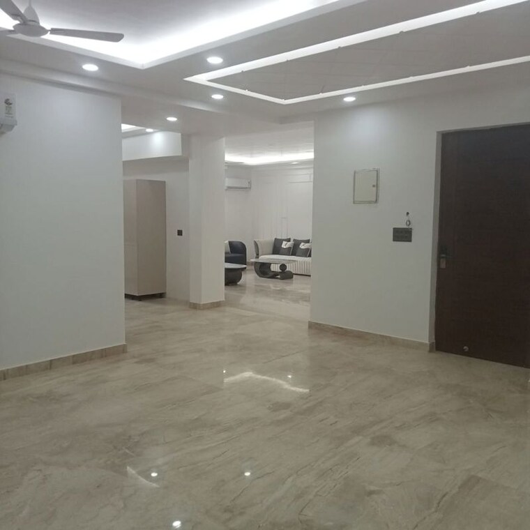 Room, bptp-district-3 3 Bedroom 1620 Sq.Ft. Builder Floor In Sector 85 Faridabad 10435069