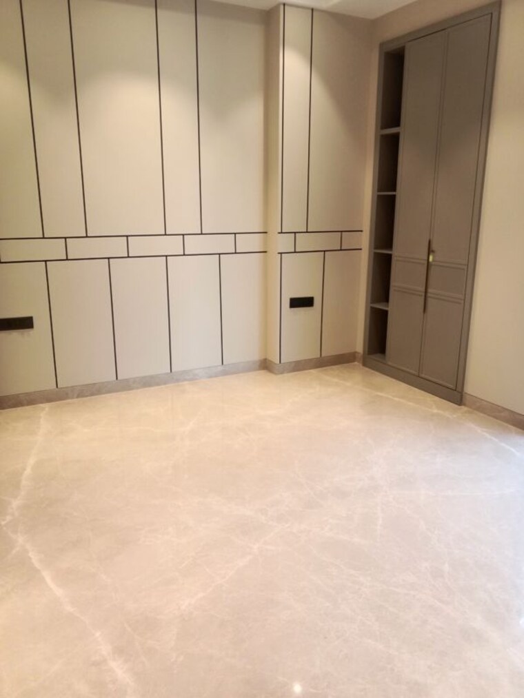 Room, hauz khas enclave 4 Bedroom 300 Sq.Ft. Builder Floor In Hauz Khas Enclave Delhi 10435082