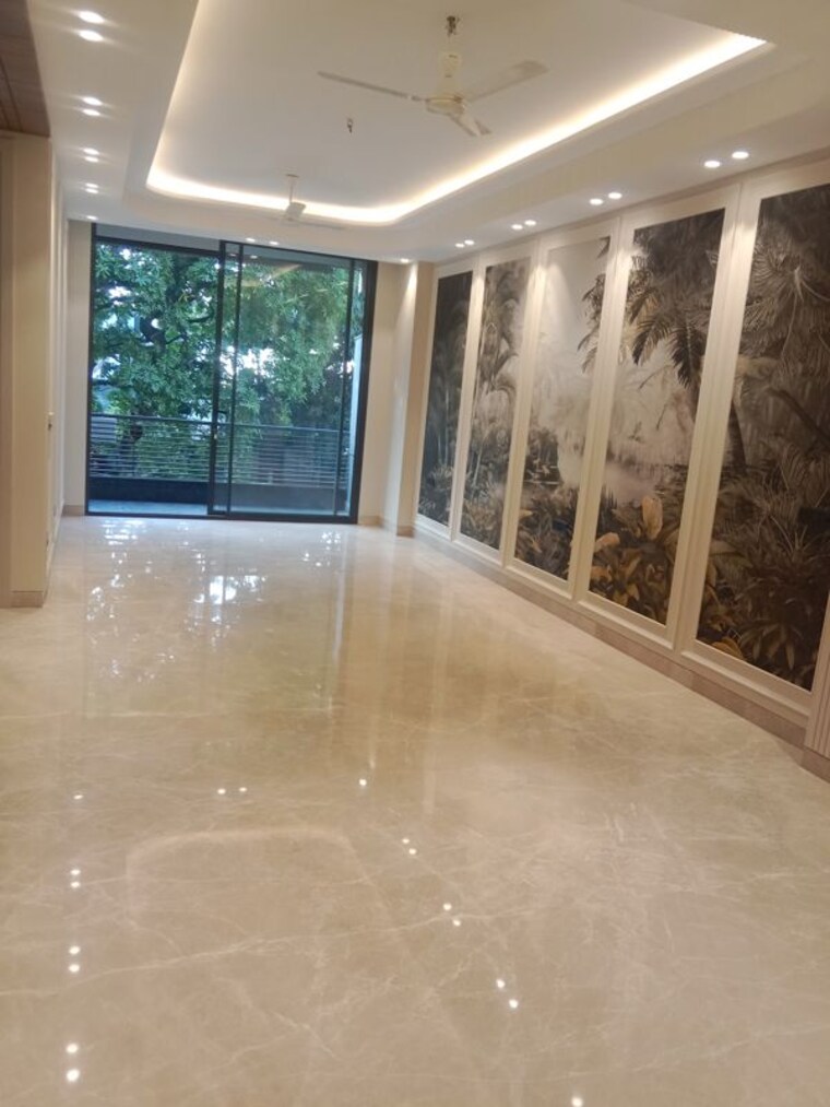 Room, hauz khas enclave 4 Bedroom 300 Sq.Ft. Builder Floor In Hauz Khas Enclave Delhi 10435082