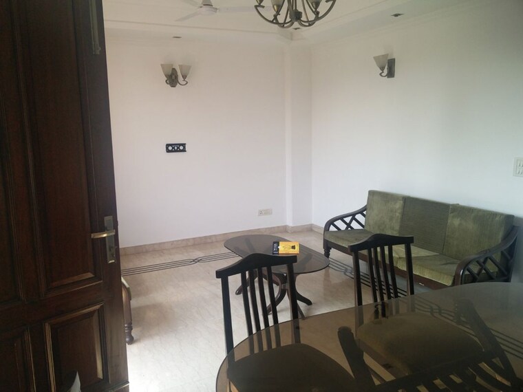 Team Area, bptp-terra 2 Bedroom 1410 Sq.Ft. Builder Floor In Sector 37d Gurgaon 10435101