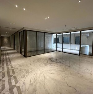 Room in 4 BHK Independent House at South Extension ii – for Sale