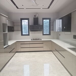 Kitchen in 4 BHK Builder Floor at BPTP District Faridabad, Sector 81 – for Sale
