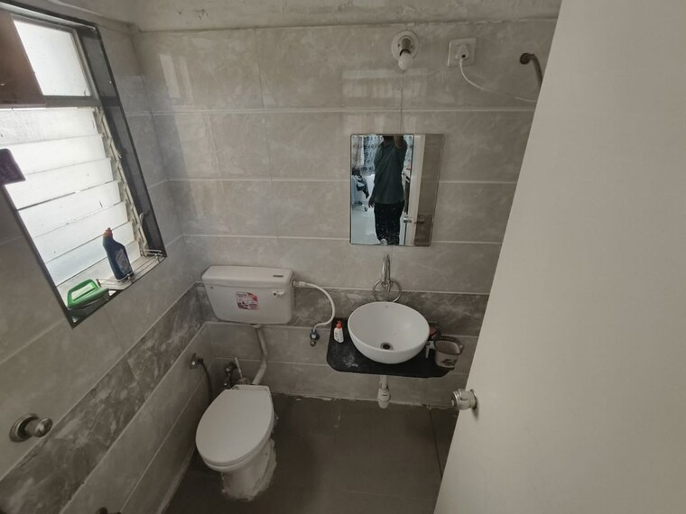 Bathroom, ambegaon budruk 2 Bedroom 1000 Sq.Ft. Apartment In Ambegaon Budruk Pune 10402313