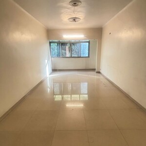 Room in 3 BHK Apartment at Ip Extension – for Rent