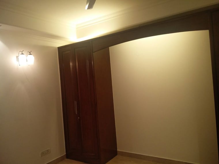 Room, residency-grand 4 Bedroom 3700 Sq.Ft. Builder Floor In Sector 52 Gurgaon 10435171