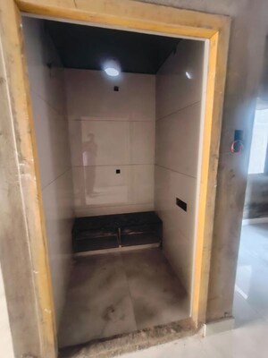 Bathroom in 2 BHK Builder Floor at DDA Platinum Heights, Sector 18 Dwarka – for Rent