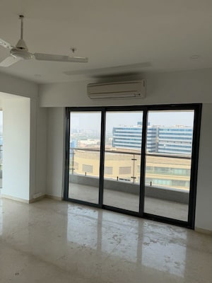 Room in 4 BHK Apartment at G Block Bkc – for Sale
