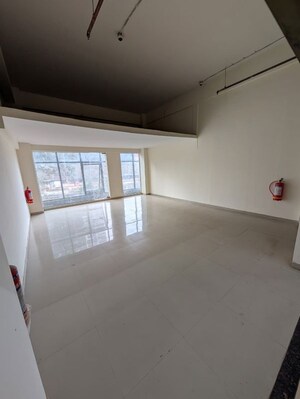 Room in  Office Space at Simplex Khushaangan, Malad West – for Rent