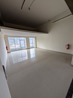 Room in  Office Space at Simplex Khushaangan, Malad West – for Rent