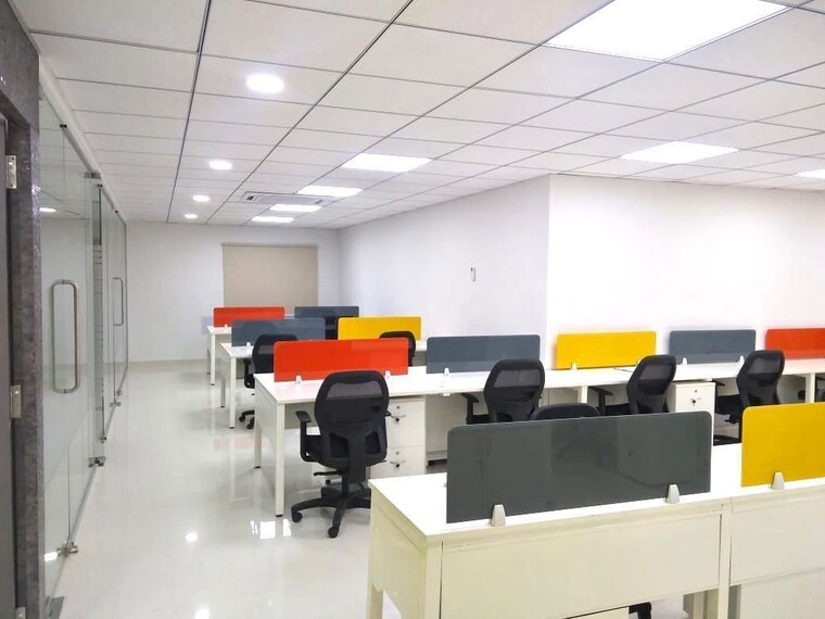 undefined, palasia square Commercial Office Space 1100 Sq.Ft. In Palasia Square Indore 10435229