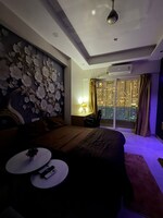 1 Rk  + Pooja Room 550 Sq.Ft. Apartment in Gaur City Mall