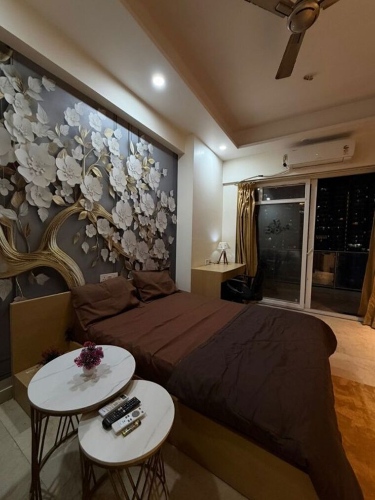 Living Room, gaur-city-mall 1 RK 550 Sq.Ft. Apartment In Sector 4 Greater Noida Greater Noida 10435227